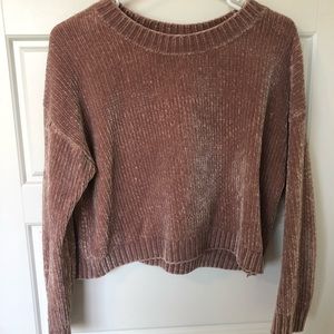 Urban Outfitters cropped sweater pink size S